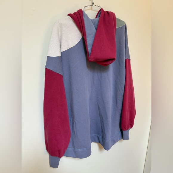 NWOT Free People Clover Sweatshirt Size Small - Picture 16 of 16